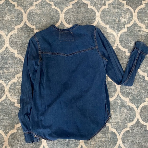 WOMEN'S Abercrombie & Fitch Super Soft Denim Shirt - with Neck Tie -Size Medium - Picture 3 of 3